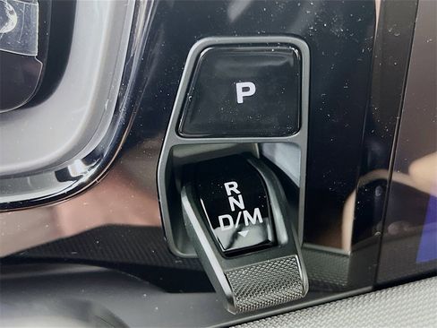 New 2026 Porsche Cayenne Base image 19