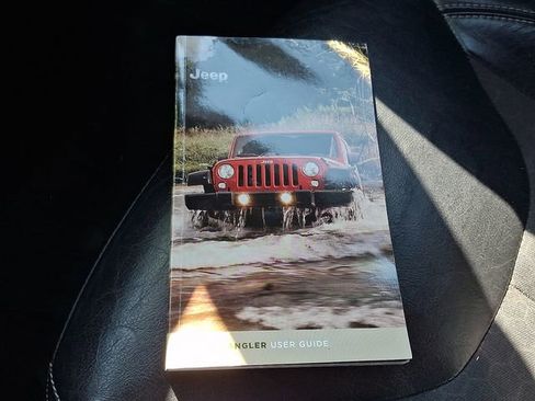 Used 2016 Jeep Wrangler Unlimited Sport AWD/4WD image 25