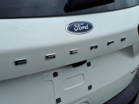 Used 2021 Ford Escape SE AWD/4WD image 29