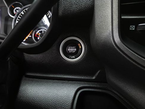Used 2021 RAM 5500 Tradesman RWD image 29
