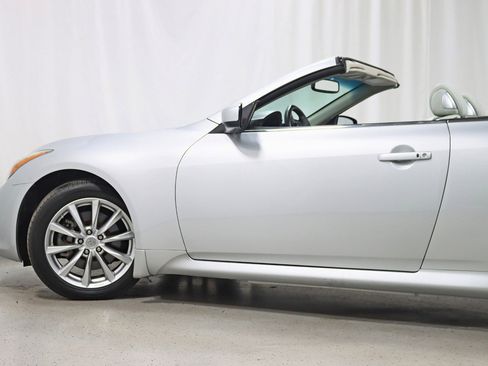 Used 2013 INFINITI G37 Sport w/ Premium Pkg RWD image 12