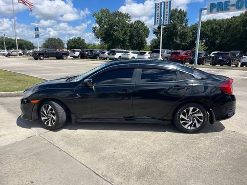 Used 2016 Honda Civic EX image 3