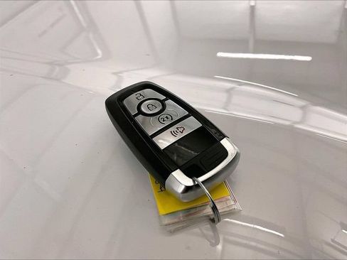 Used 2023 Ford Bronco Sport Outer Banks w/ Tech Package AWD/4WD image 9