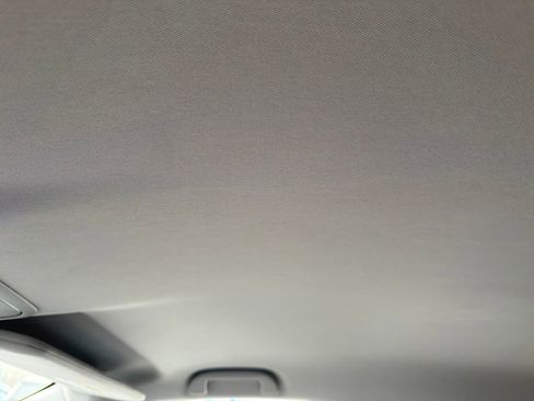 Used 2018 Honda Pilot LX image 19