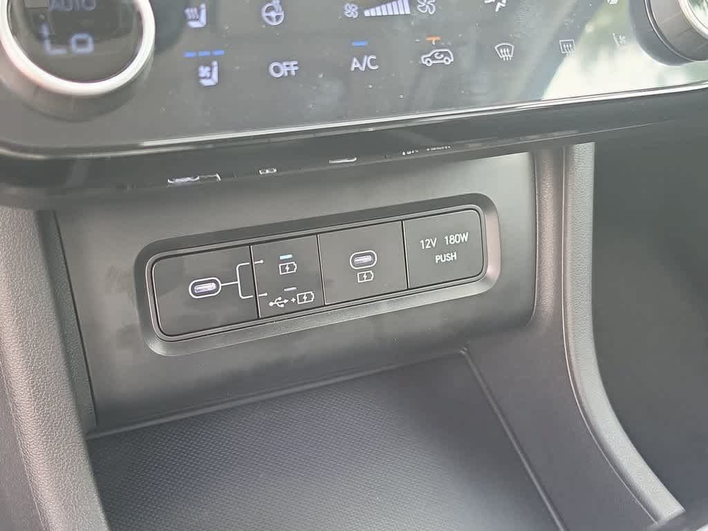 New 2026 Hyundai Tucson Limited FWD image 32