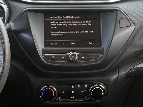 Used 2021 Chevrolet TrailBlazer LT image 16