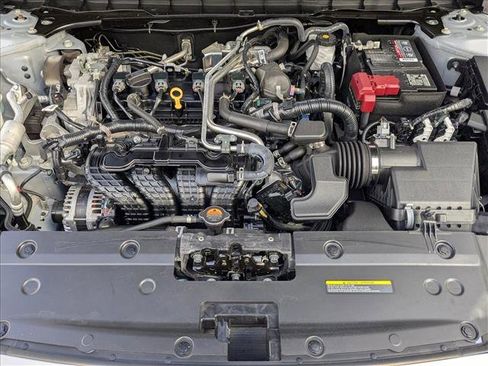 Used 2024 Nissan Altima 2.5 SR FWD image 22