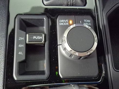 New 2026 Toyota Tundra SR5 AWD/4WD image 18
