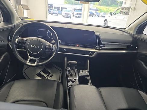 Used 2024 Kia Sportage SX FWD image 11
