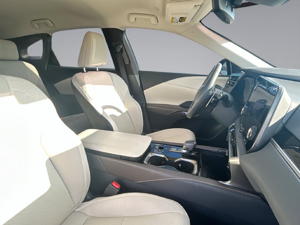Used 2024 Lexus RX 350 FWD w/ Technology Package image 13