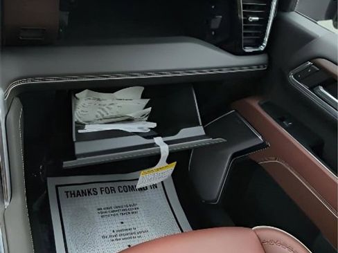 Used 2024 GMC Sierra 3500 Denali Ultimate image 24