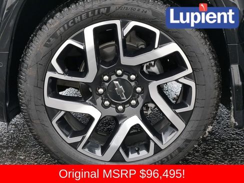 Used 2024 Chevrolet Silverado EV RST image 12