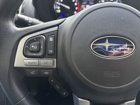 Used 2017 Subaru Forester 2.5i Premium image 23