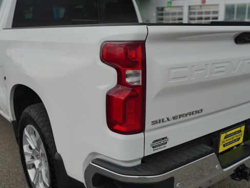 Used 2025 Chevrolet Silverado 1500 LTZ AWD/4WD image 9