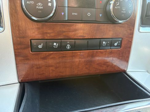 Used 2010 Dodge Ram 2500 Truck Laramie w/ Chrome Accents Group AWD/4WD image 17