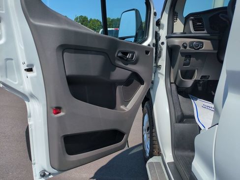 Certified 2025 Ford Transit 250 Low Roof w/ Exterior Upgrade Package RWD image 12