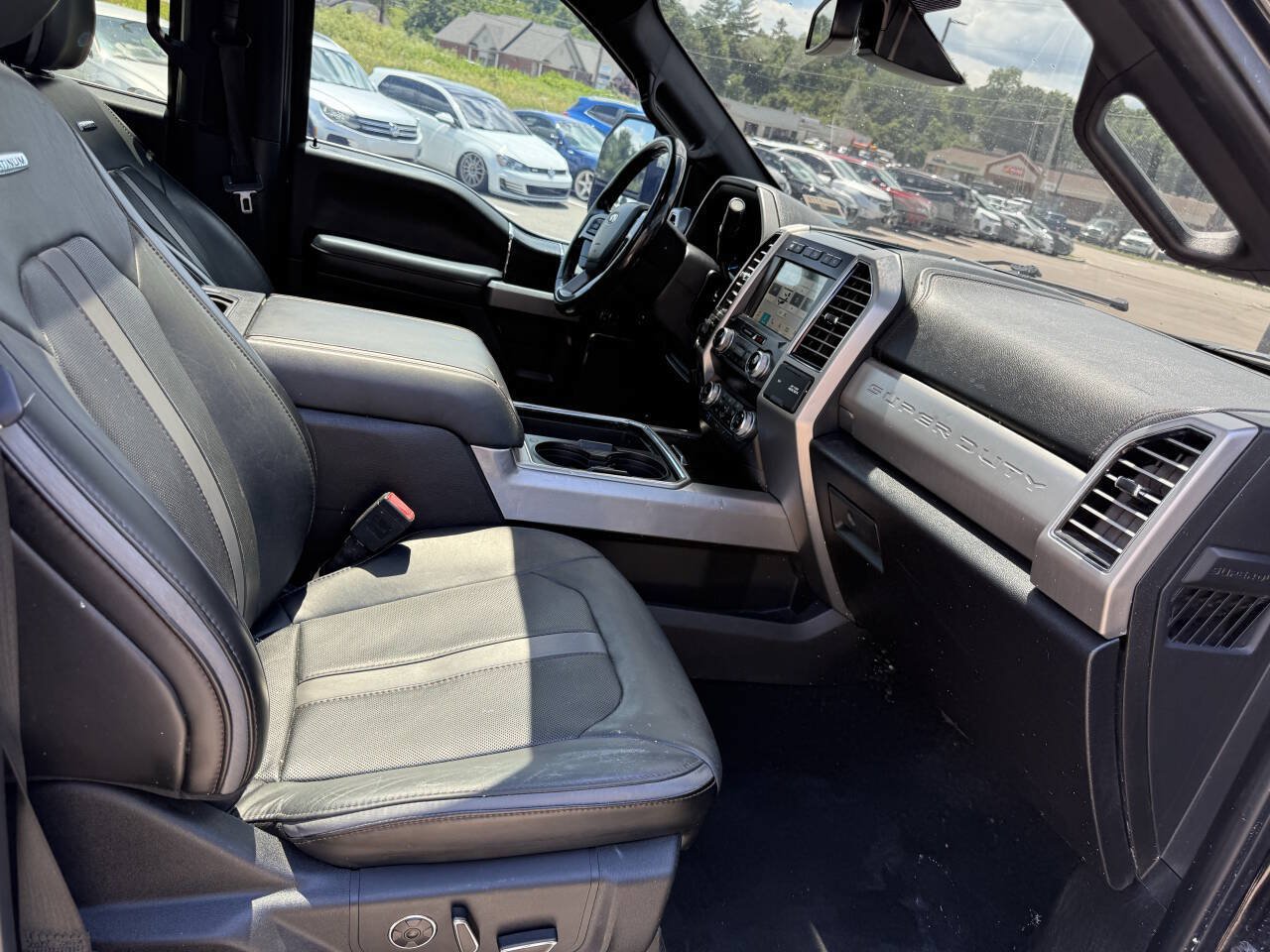 Used 2019 Ford F250 Platinum w/ Platinum Ultimate Package AWD/4WD image 14