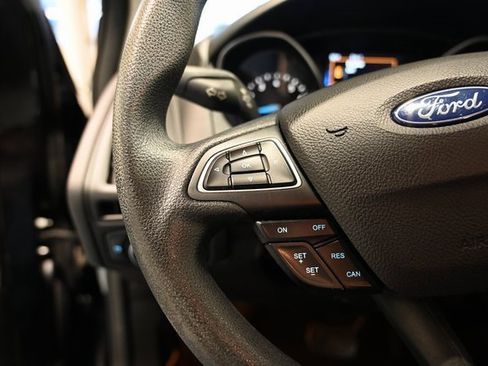 Used 2018 Ford Focus SE image 21