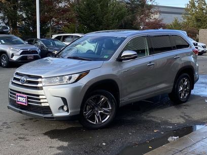 Used 2019 Toyota Highlander Limited Platinum