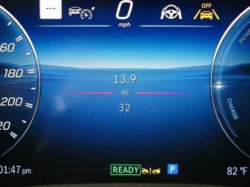 New 2026 Mercedes-Benz SL 63 AMG S e Performance 4MATIC image 24