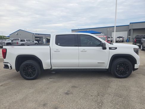 Used 2024 GMC Sierra 1500 Elevation w/ X31 Off-Road Package AWD/4WD image 3