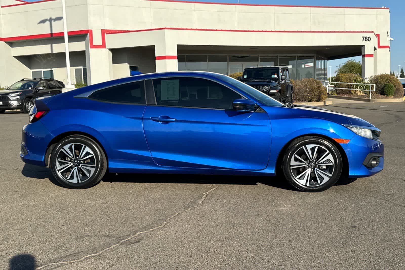 Used 2018 Honda Civic EX-T image 6