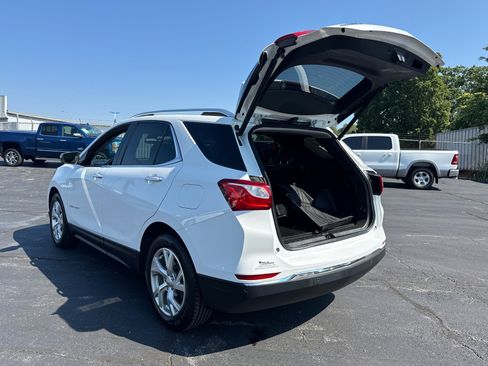 Used 2020 Chevrolet Equinox Premier FWD image 17