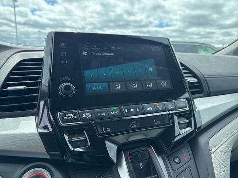 Used 2018 Honda Odyssey EX-L image 22