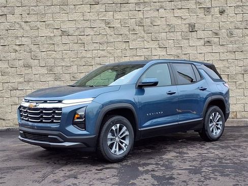 New 2026 Chevrolet Equinox LT w/ Convenience Package II image 1