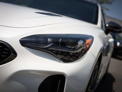 Used 2019 Kia Stinger GT1 RWD image 20