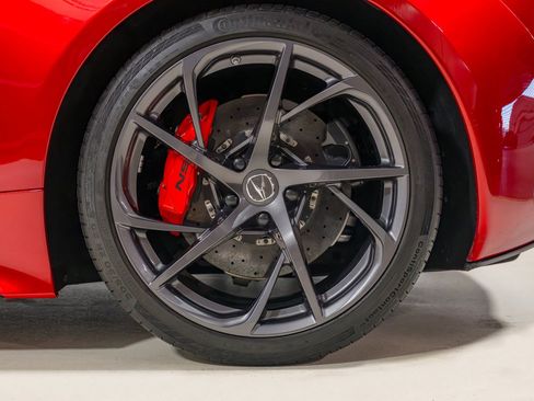 Used 2017 Acura NSX image 14