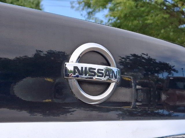 Used 2015 Nissan Sentra SV FWD image 31