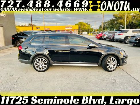 Used 2017 Volkswagen Golf Alltrack SEL image 9