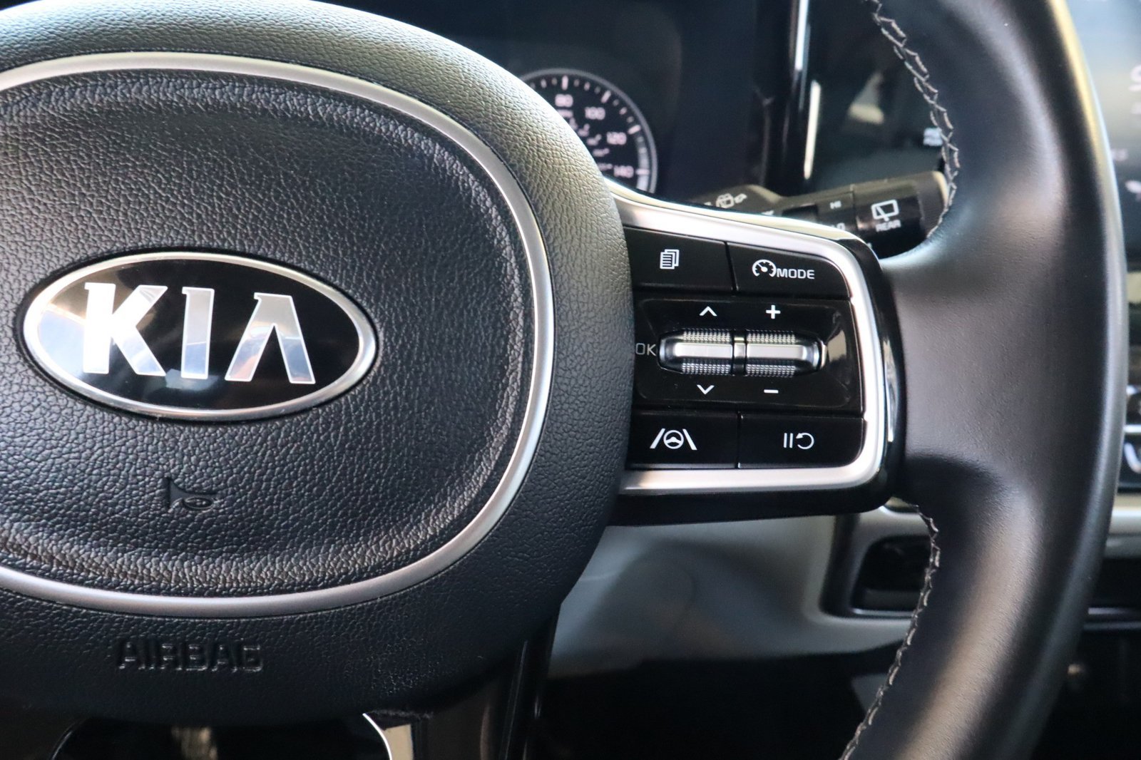 Used 2021 Kia Sorento S FWD image 25