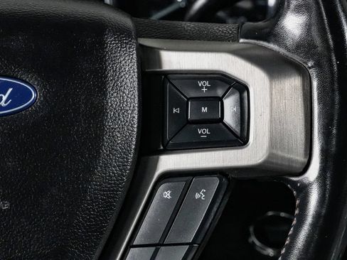 Used 2019 Ford F250 Platinum w/ Platinum Ultimate Package AWD/4WD image 18