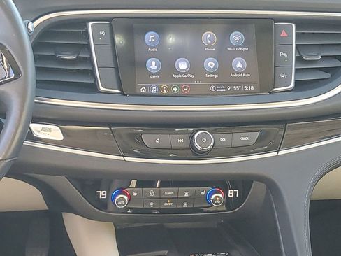 Used 2023 Buick Enclave Essence image 28