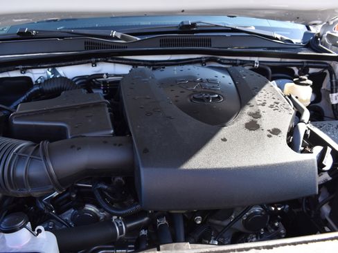 Used 2023 Toyota Tacoma TRD Sport image 33