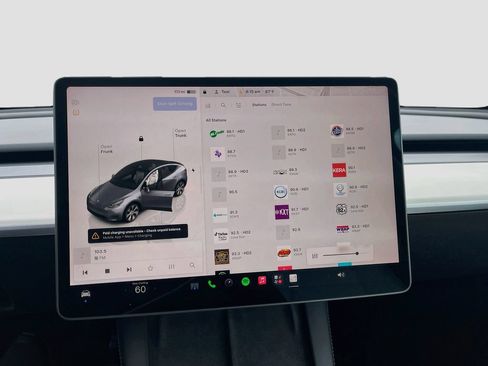 Used 2024 Tesla Model Y Long Range RWD image 15