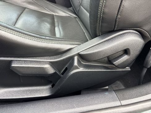 Used 2019 Ford Mustang Bullitt image 26