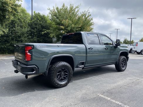 Used 2026 Chevrolet Silverado 2500 LTZ w/ Trail Boss Package AWD/4WD image 9