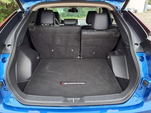 Used 2025 Mitsubishi Eclipse Cross SE image 12