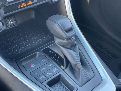 New 2025 Toyota RAV4 XLE image 14