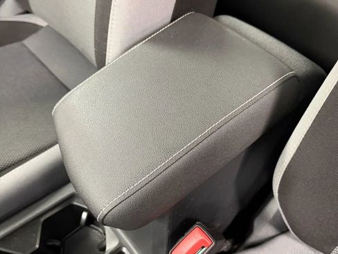 Used 2024 Volkswagen Taos S image 20