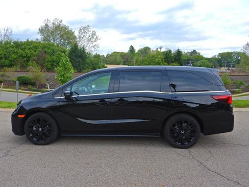 Used 2025 Honda Odyssey Sport-L image 12