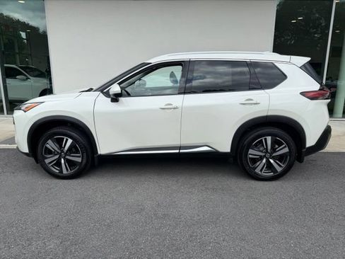 Used 2021 Nissan Rogue SL w/ Premium Package AWD/4WD image 2