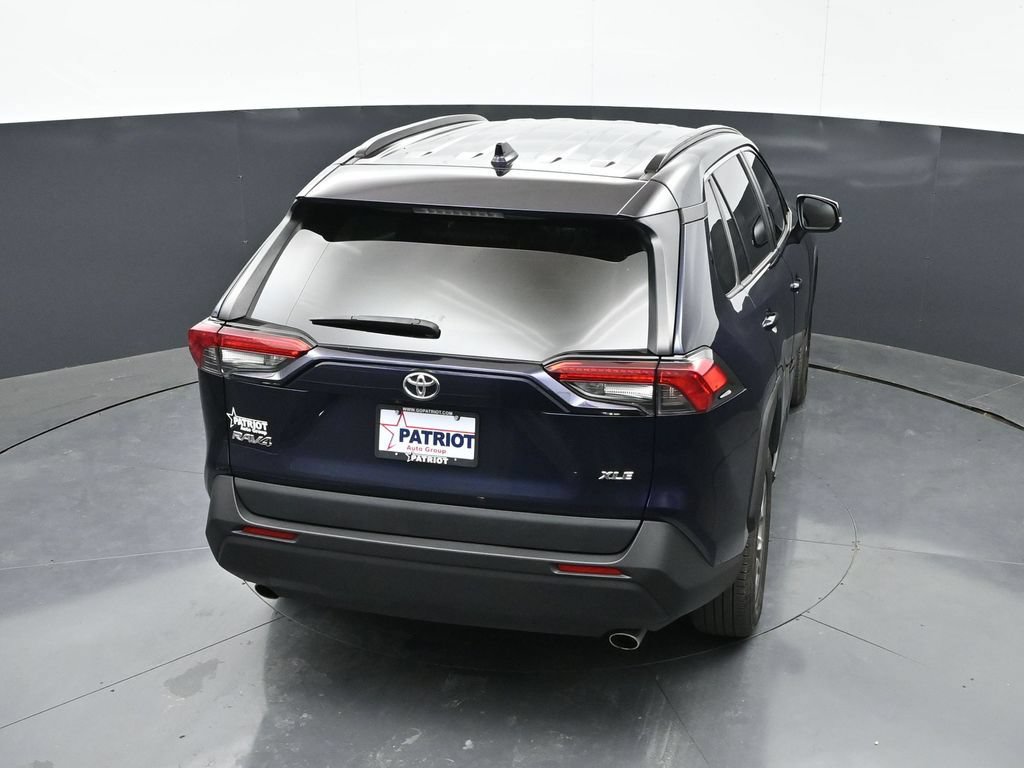 Used 2024 Toyota RAV4 XLE FWD image 32