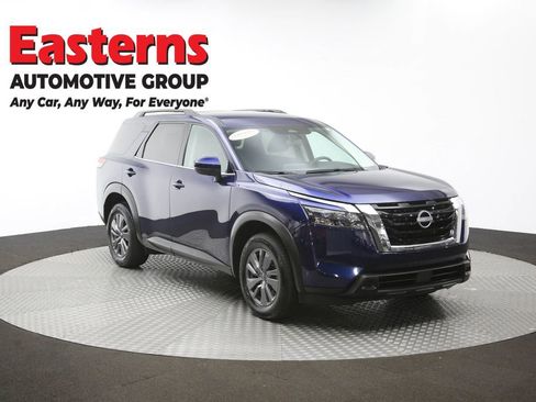 Used 2025 Nissan Pathfinder SV FWD image 49