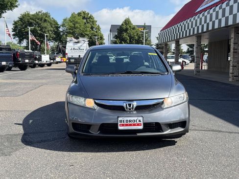 Used 2011 Honda Civic LX image 2
