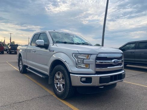 Used 2016 Ford F150 Lariat AWD/4WD image 3