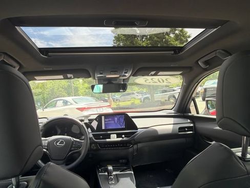 Used 2025 Lexus UX 300h FWD w/ Accessory Package (Z2) image 36